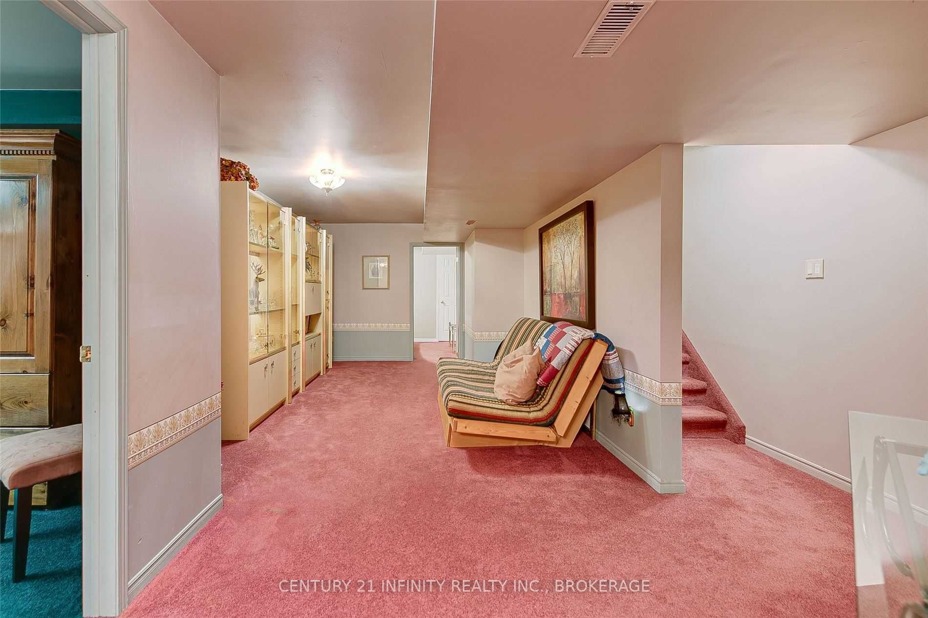 32 Priest Ave