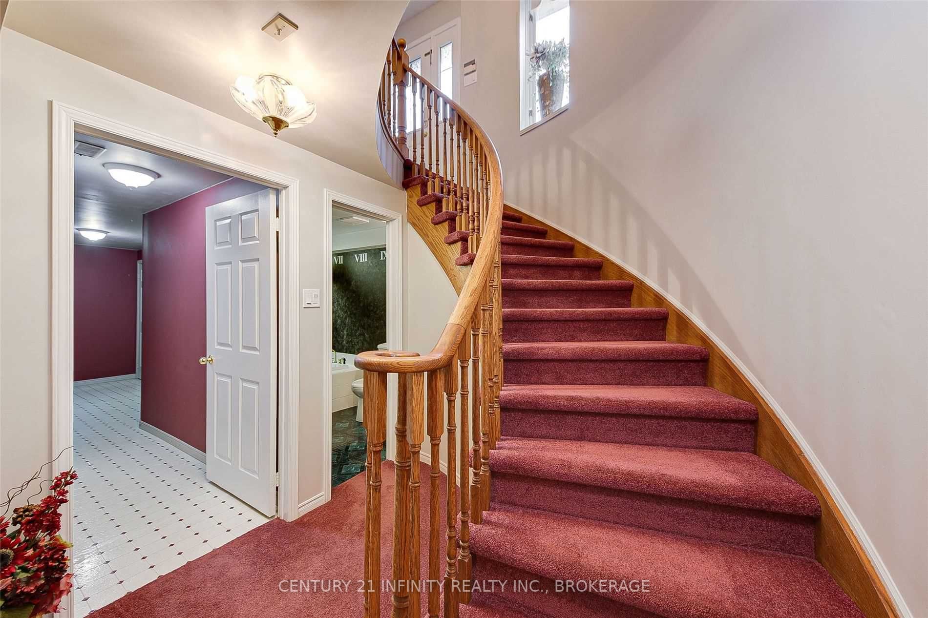 32 Priest Ave