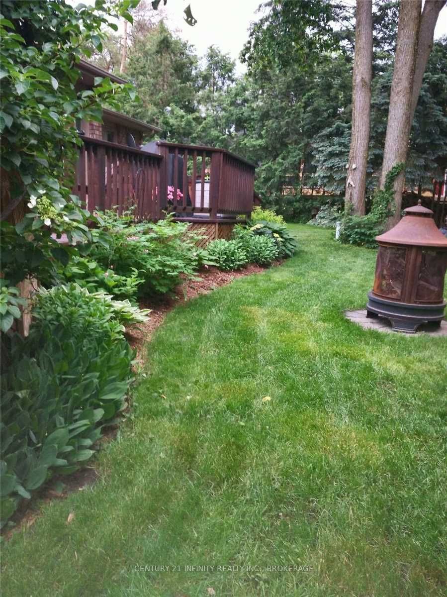 32 Priest Ave