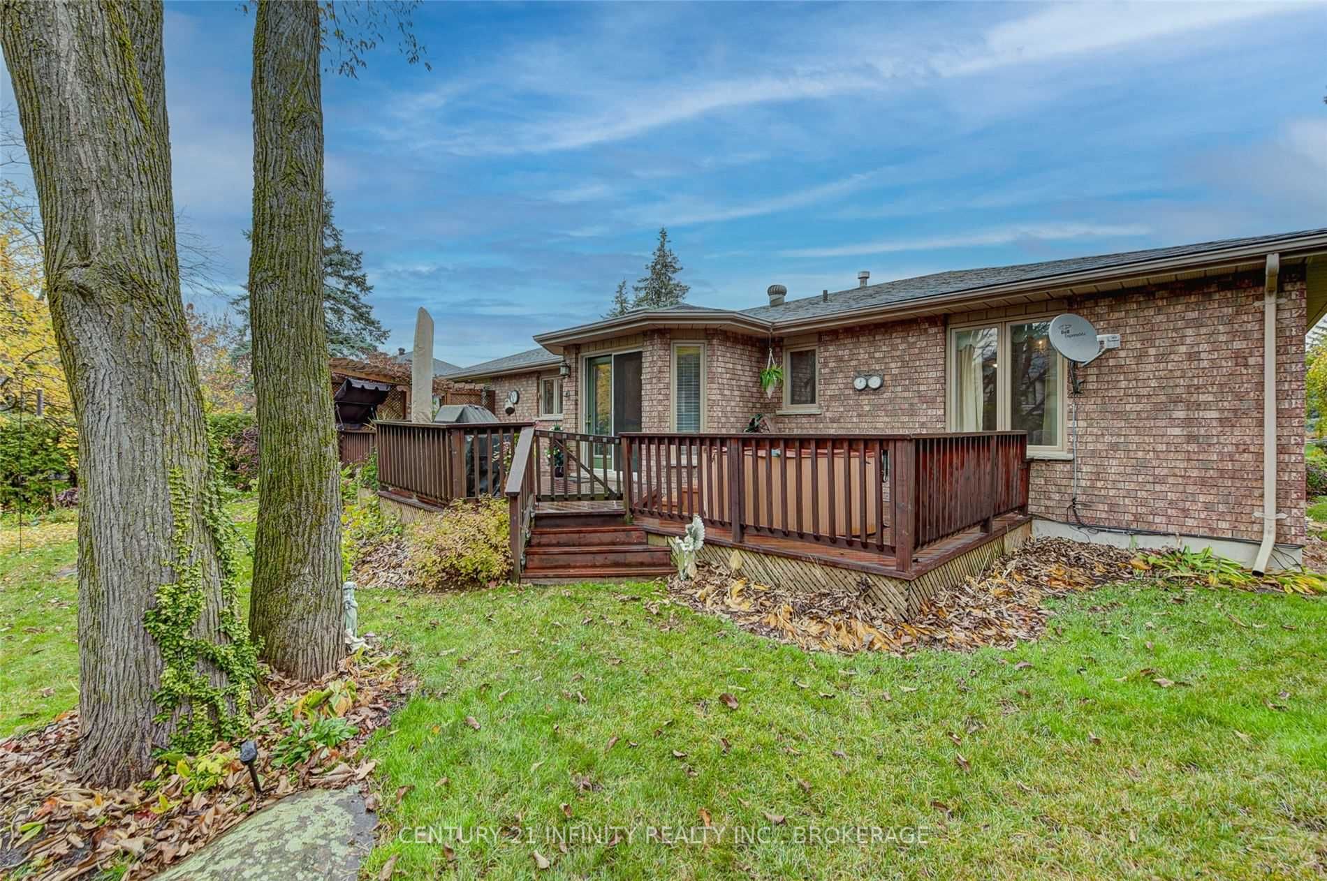 32 Priest Ave