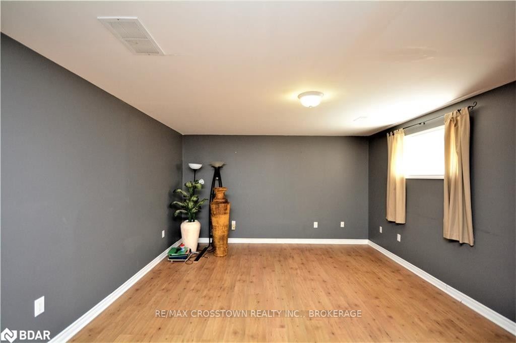 3 Consort Dr