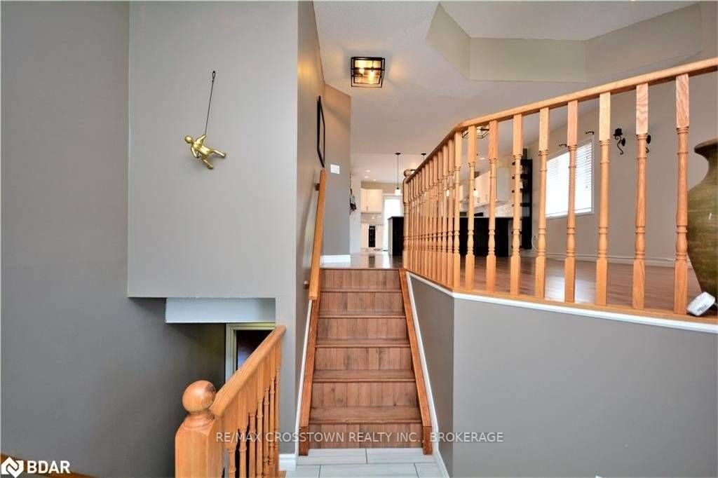 3 Consort Dr