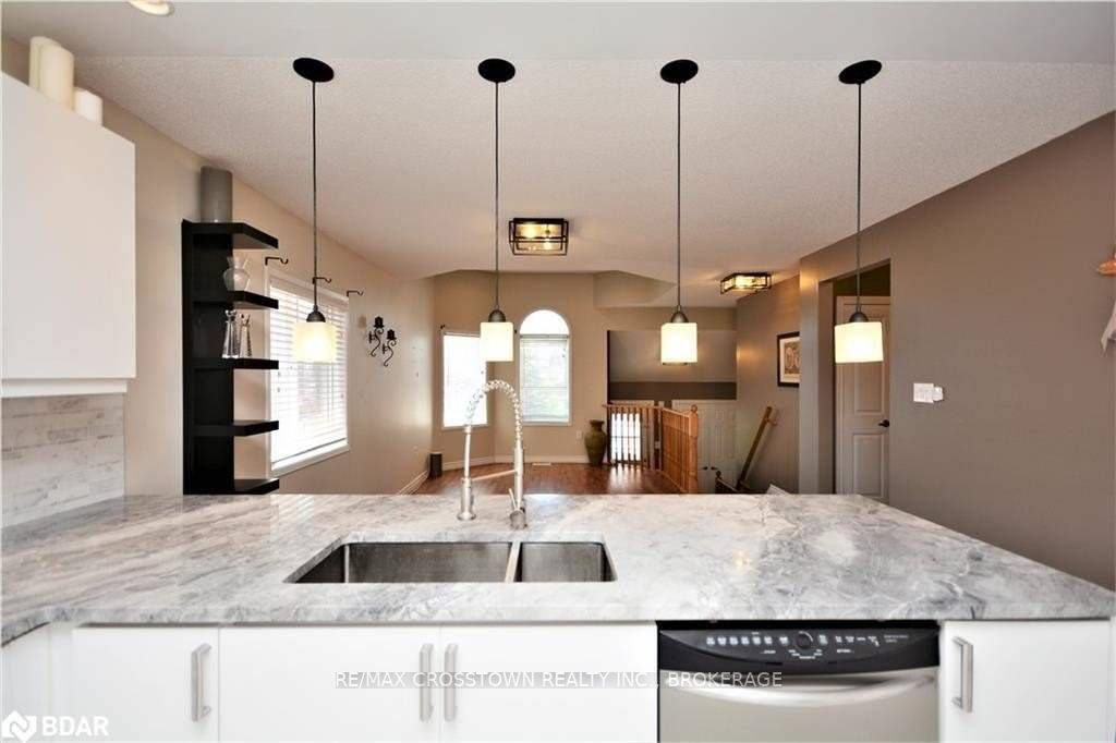 3 Consort Dr