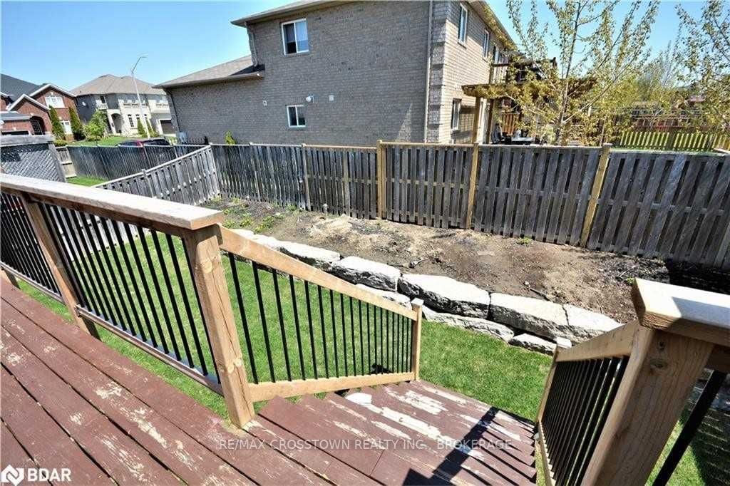 3 Consort Dr