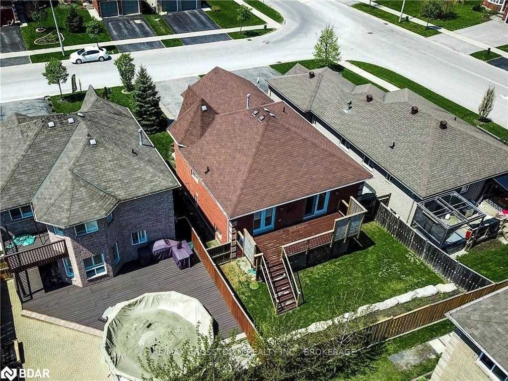 3 Consort Dr