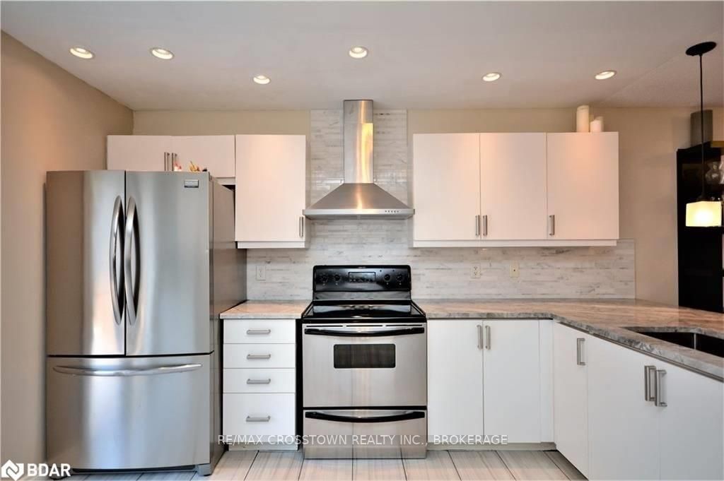 3 Consort Dr