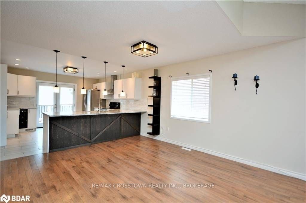3 Consort Dr