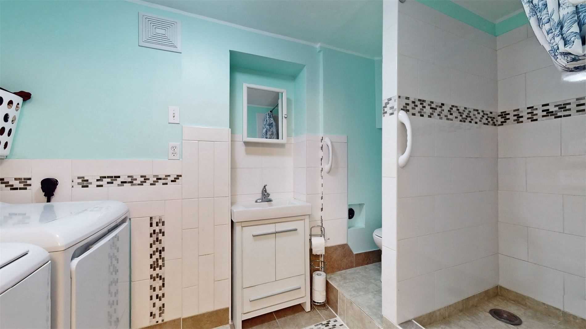 Listing S5940573 - Large Photo # 23