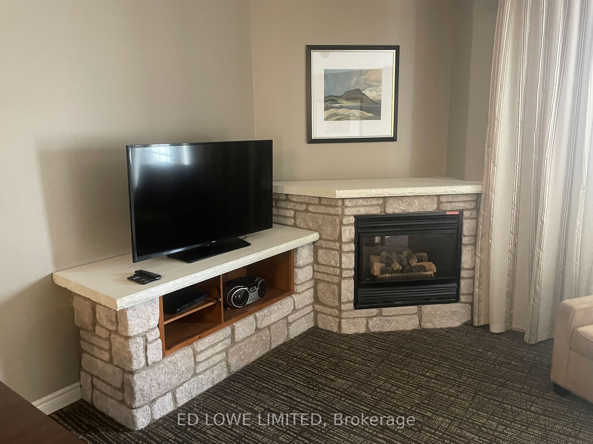 90 Highland Dr, #2430/31