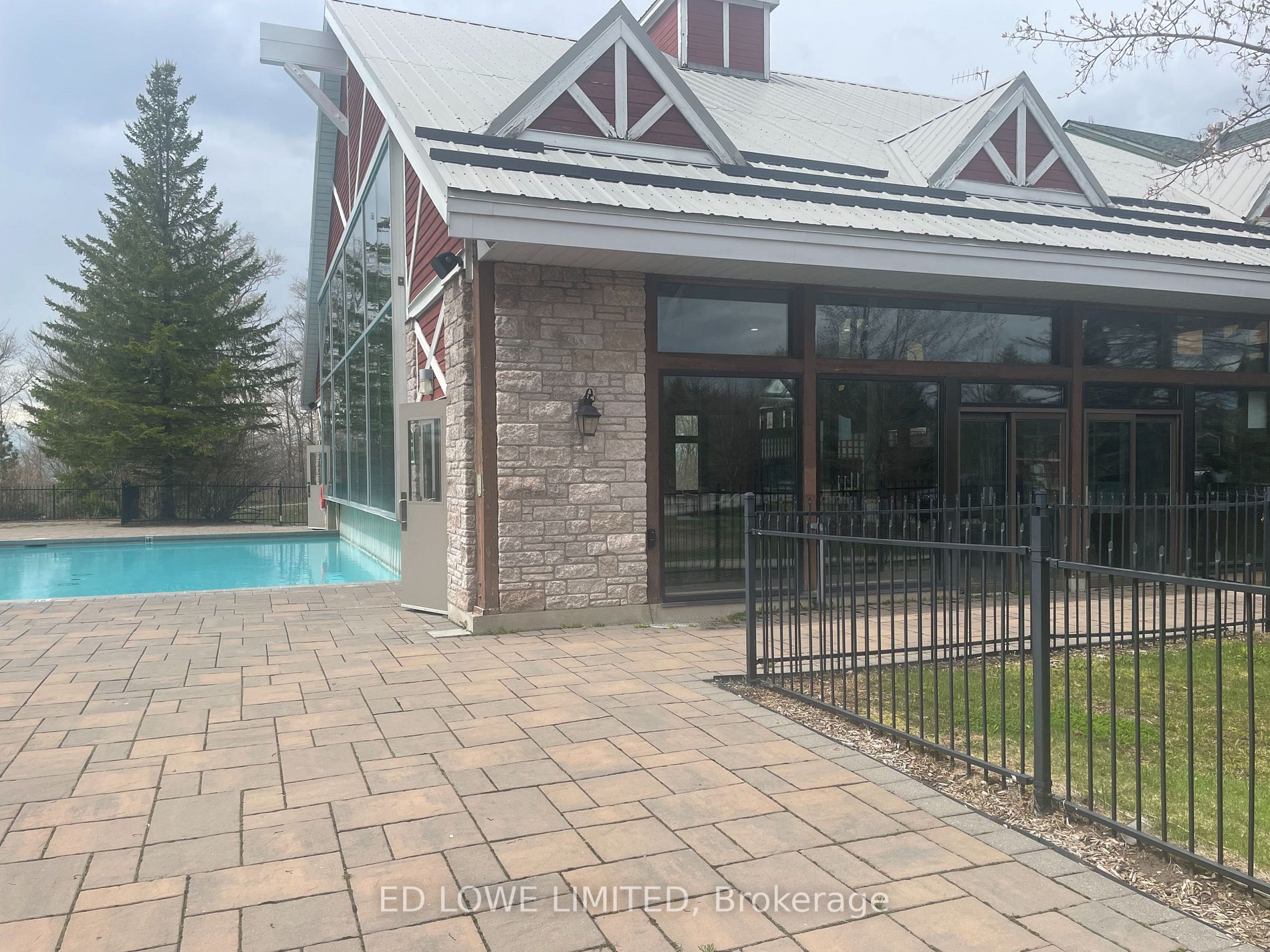 90 Highland Dr, #2430/31