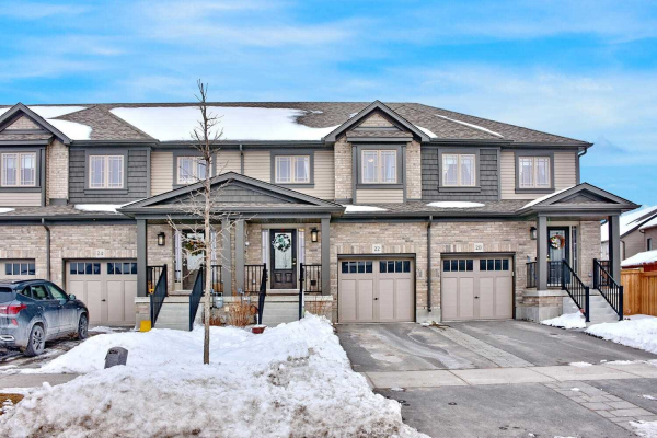 22 Plewes Dr, Collingwood