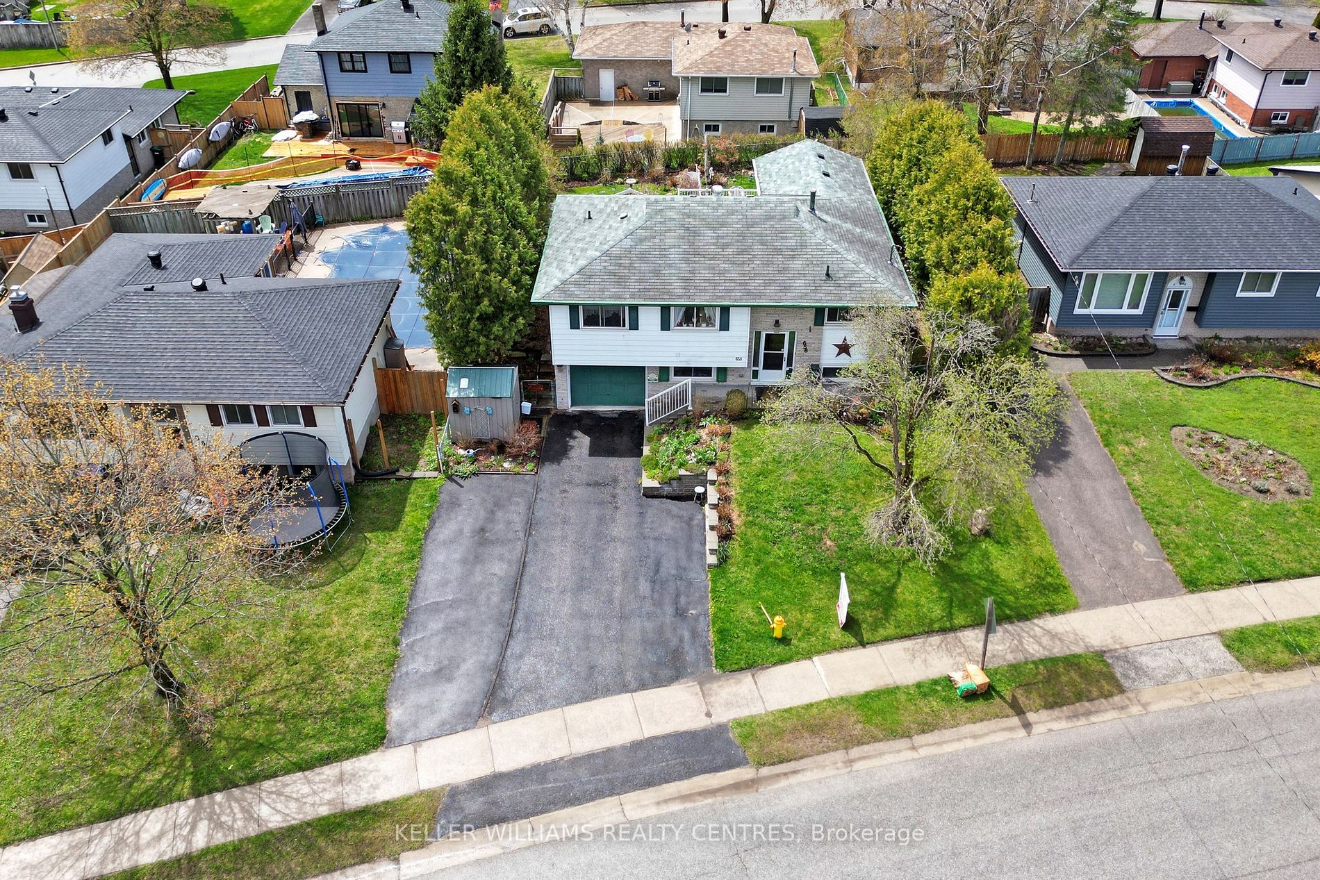Listing S5941380 - Large Photo # 27