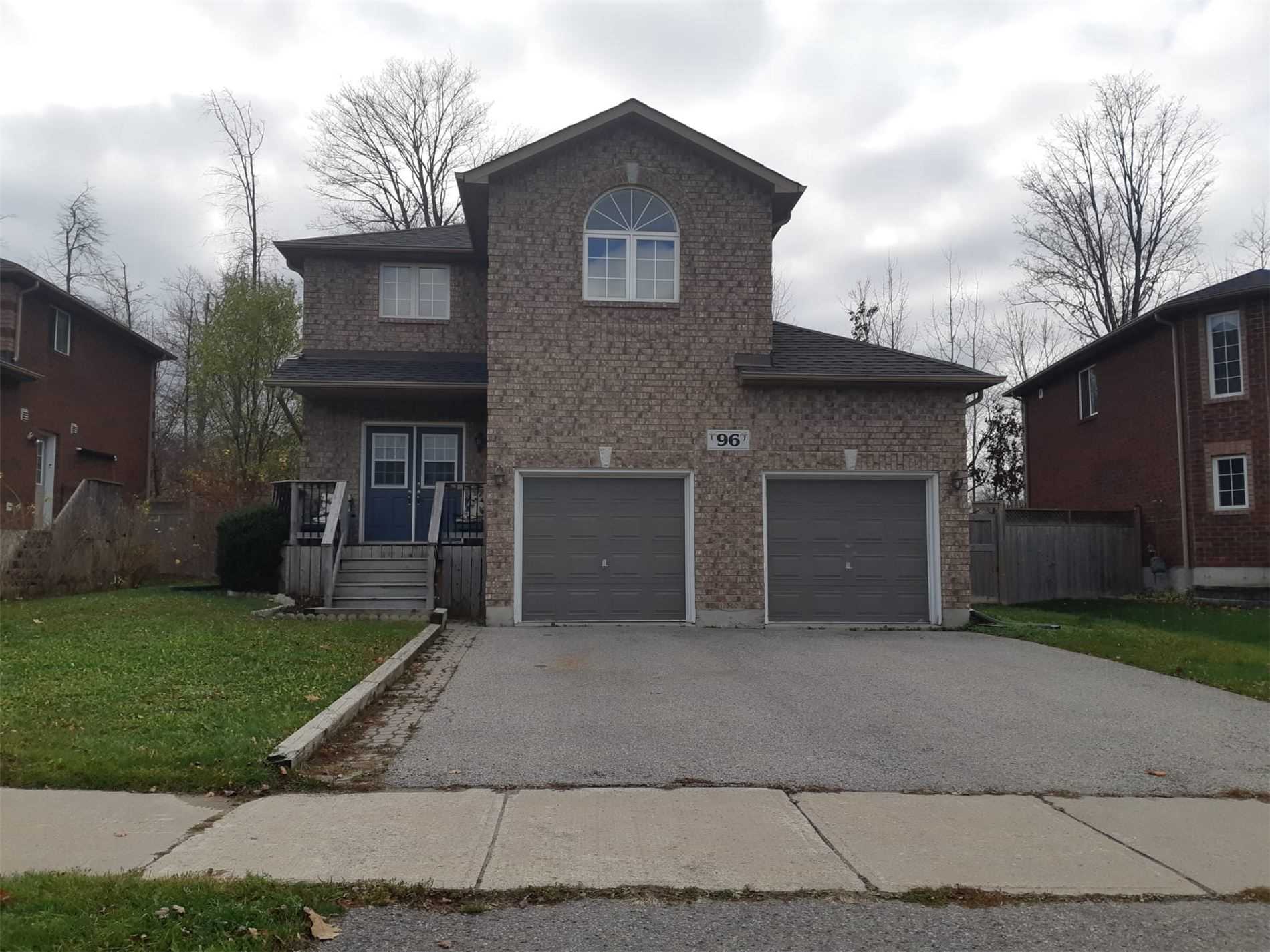96 Sandringham Dr