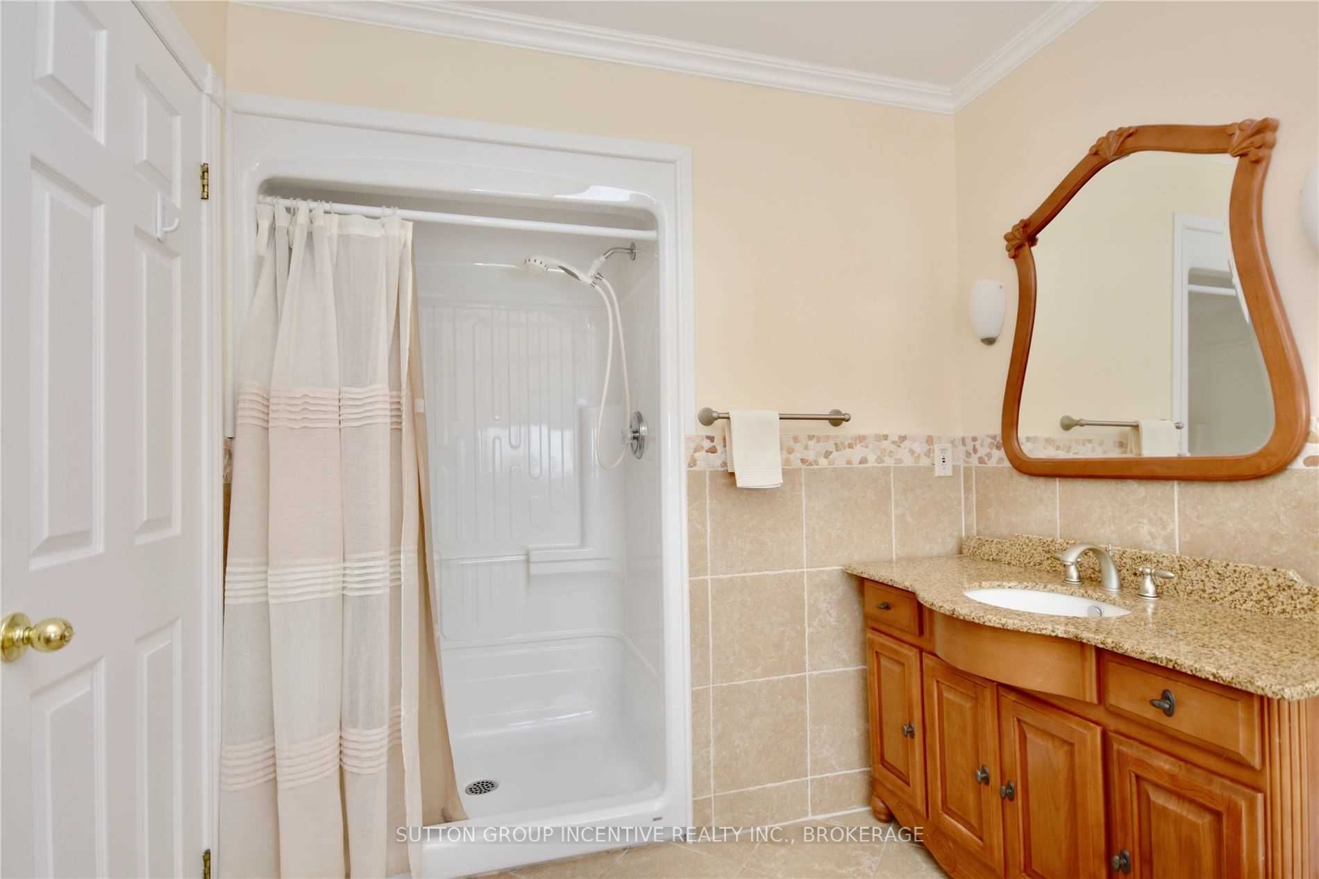 Listing S5944855 - Large Photo # 14