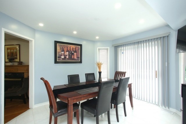 Listing S5946215 - Large Photo # 12