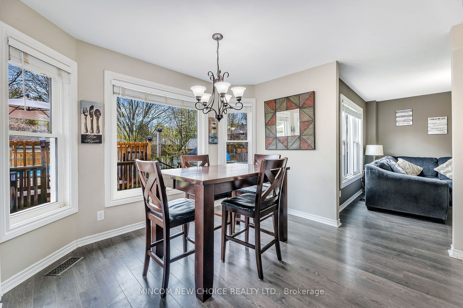 19 Glenview Ave