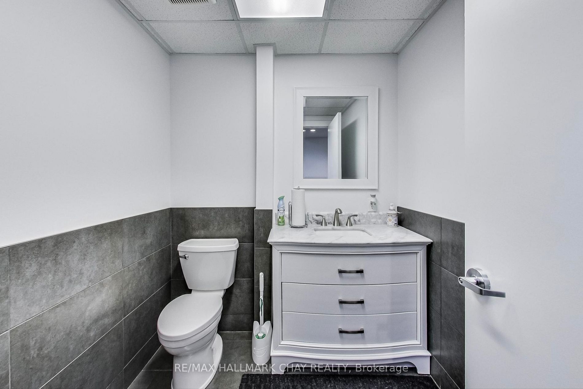 Listing S5947540 - Large Photo # 21