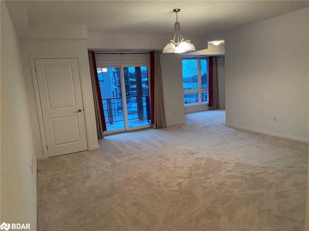 302 Essa Rd, #201