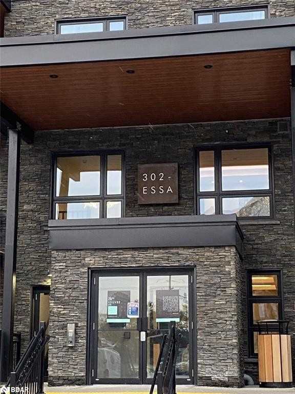 302 Essa Rd, #201