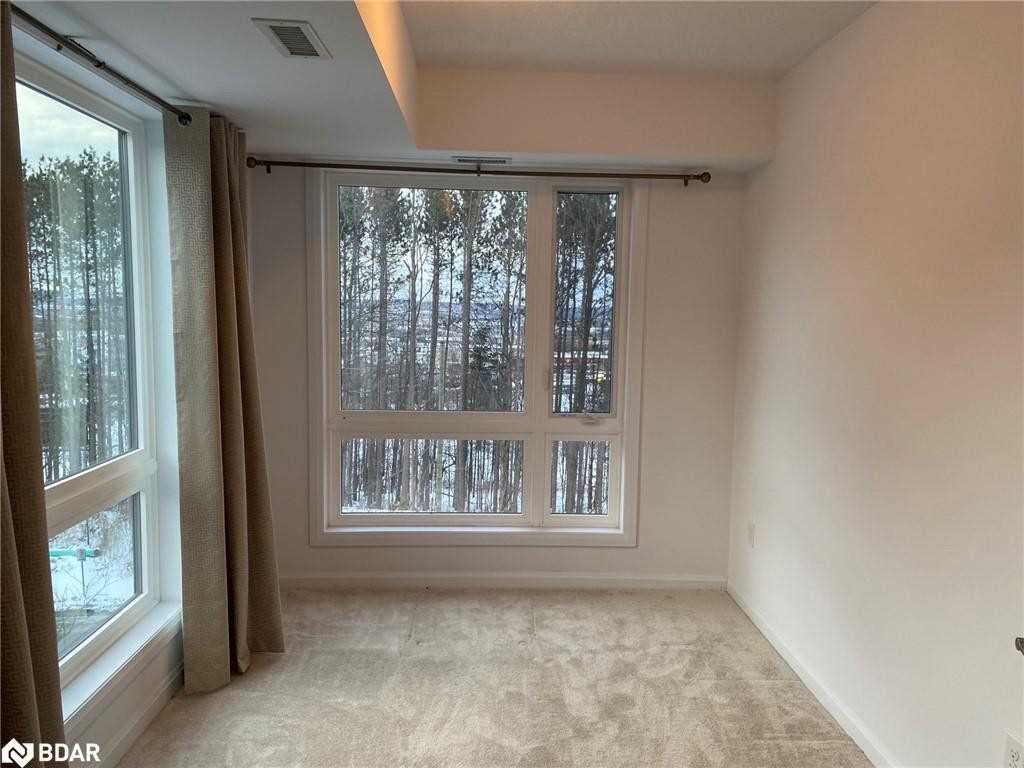 302 Essa Rd, #201