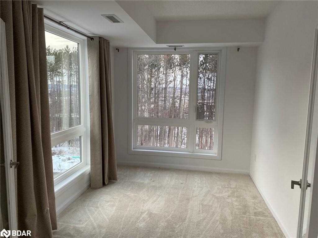 302 Essa Rd, #201