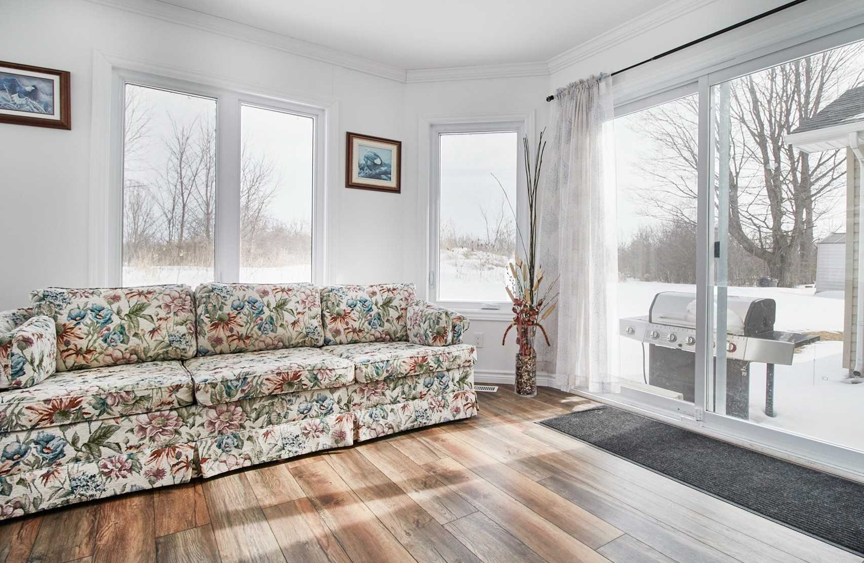 Listing S5949069 - Large Photo # 18