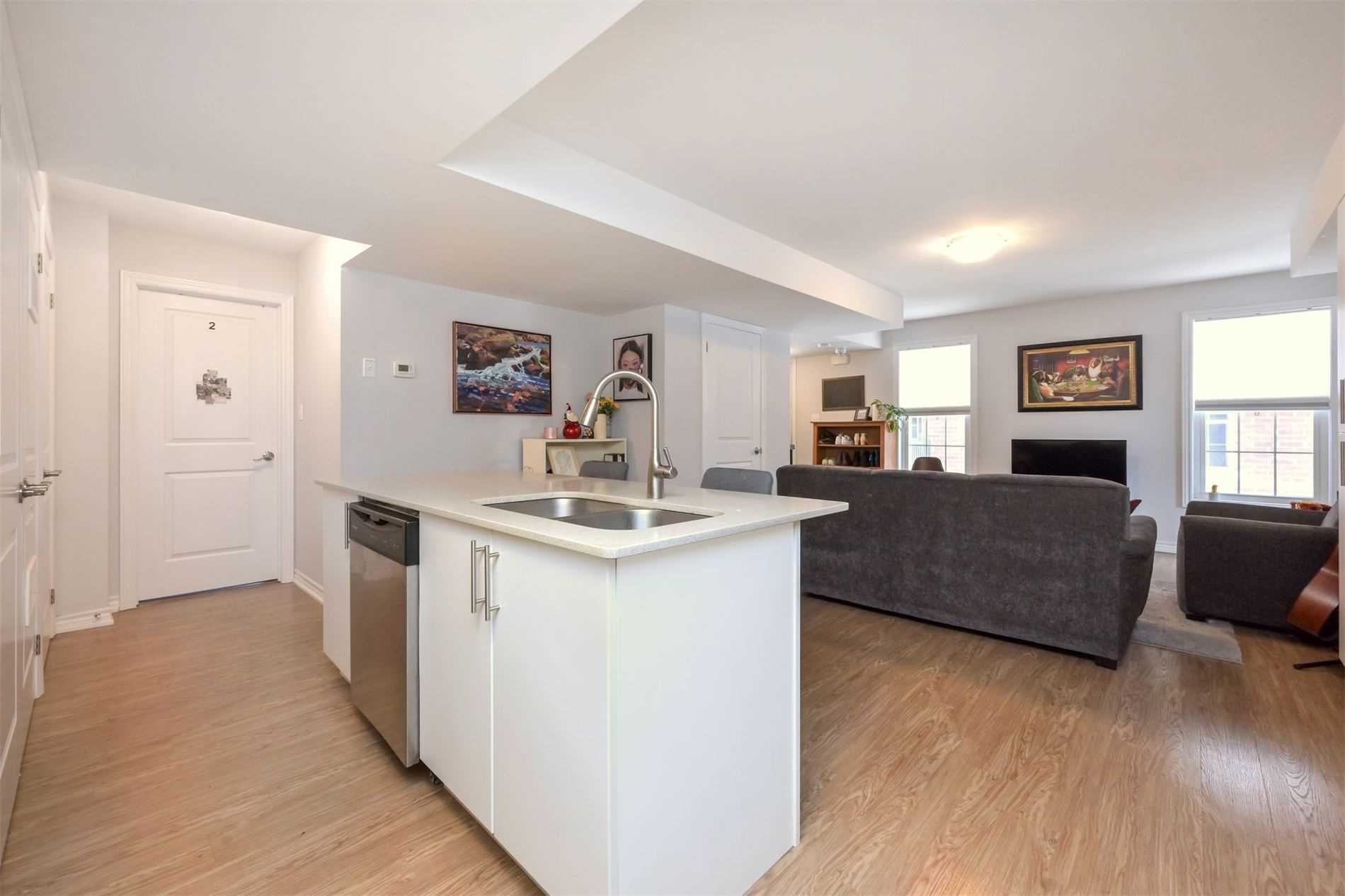 244 Penetanguishene Road, #16