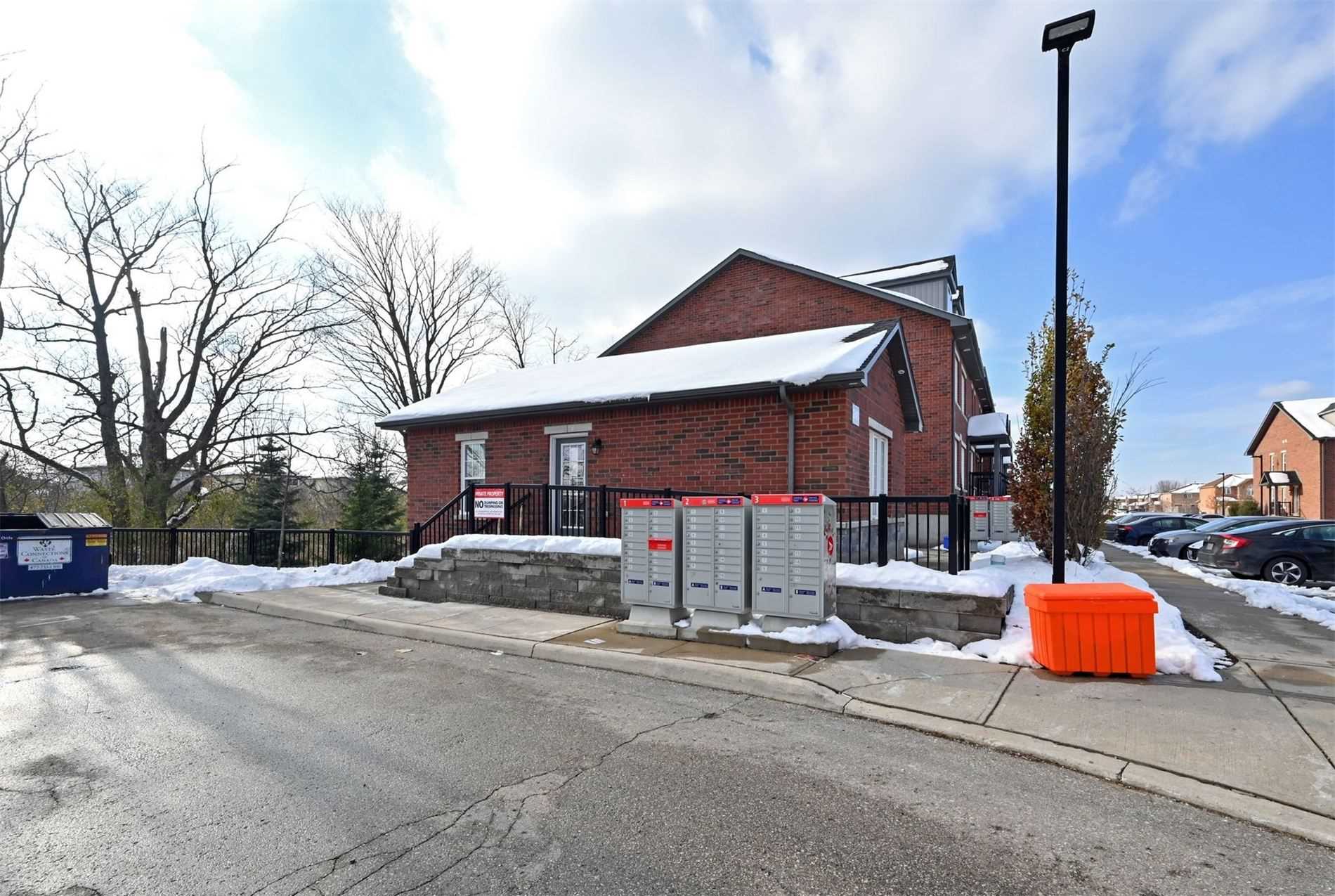 244 Penetanguishene Road, #16
