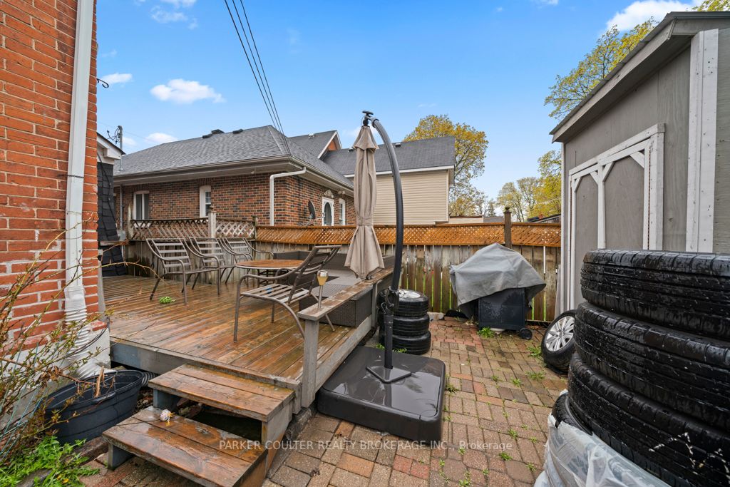 66 Parkside Dr