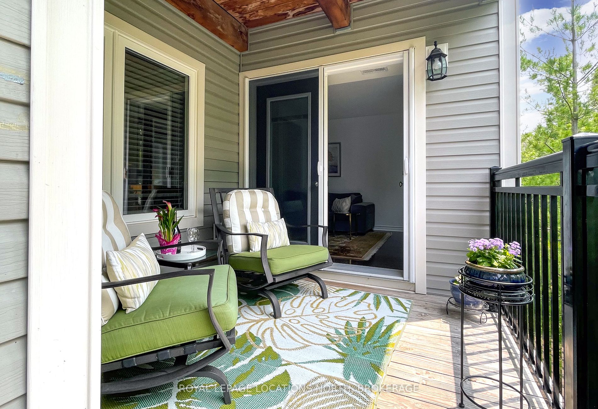 4 Brandy Lane Drive, #207