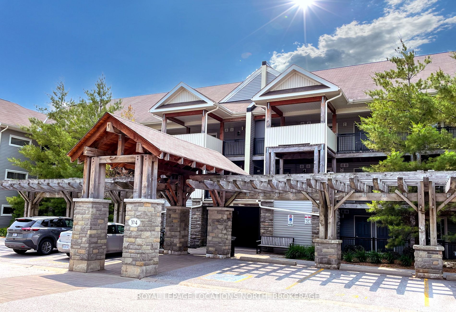 4 Brandy Lane Drive, #207