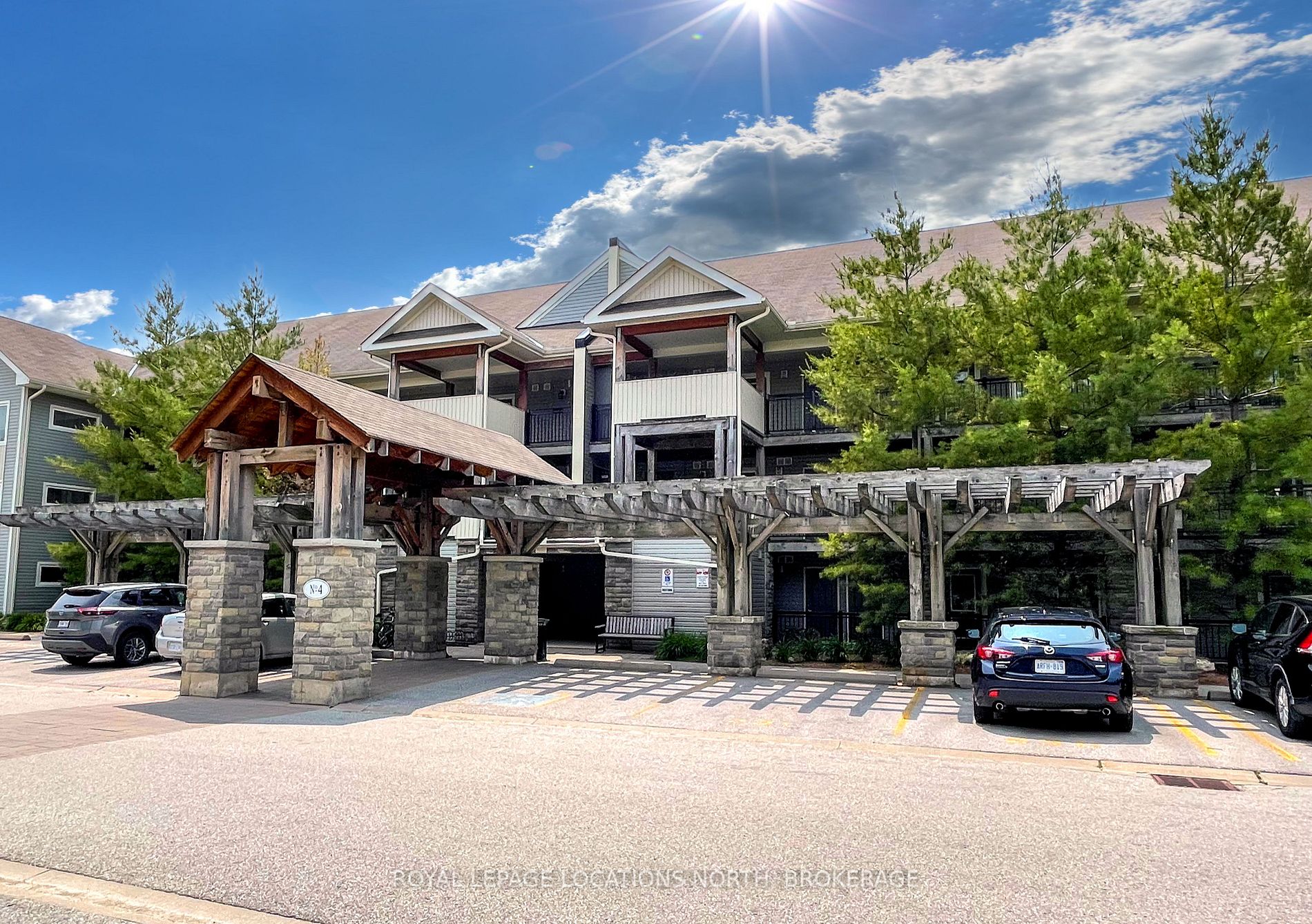 4 Brandy Lane Drive, #207