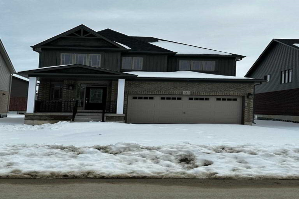 123 Plewes Dr, Collingwood