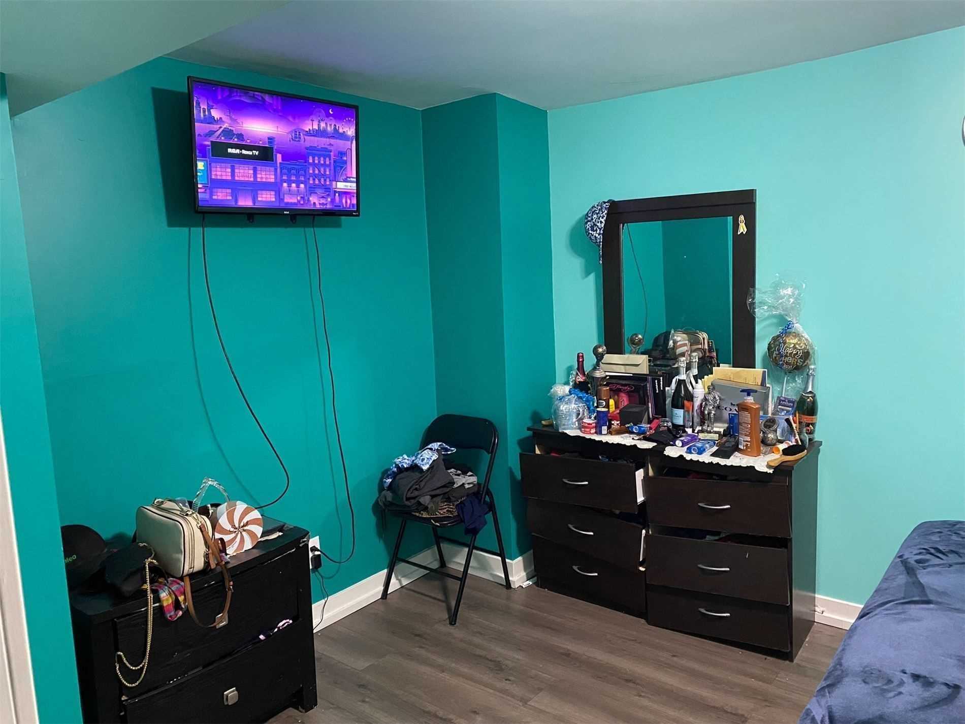 14 Jessica Drive