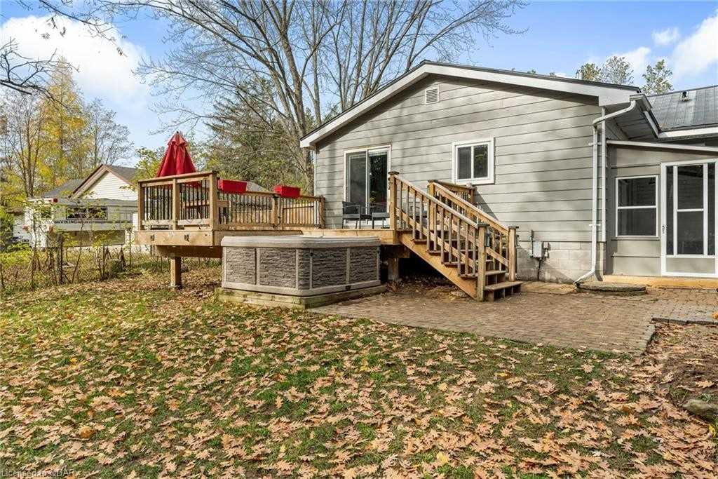 Listing S5955401 - Large Photo # 32