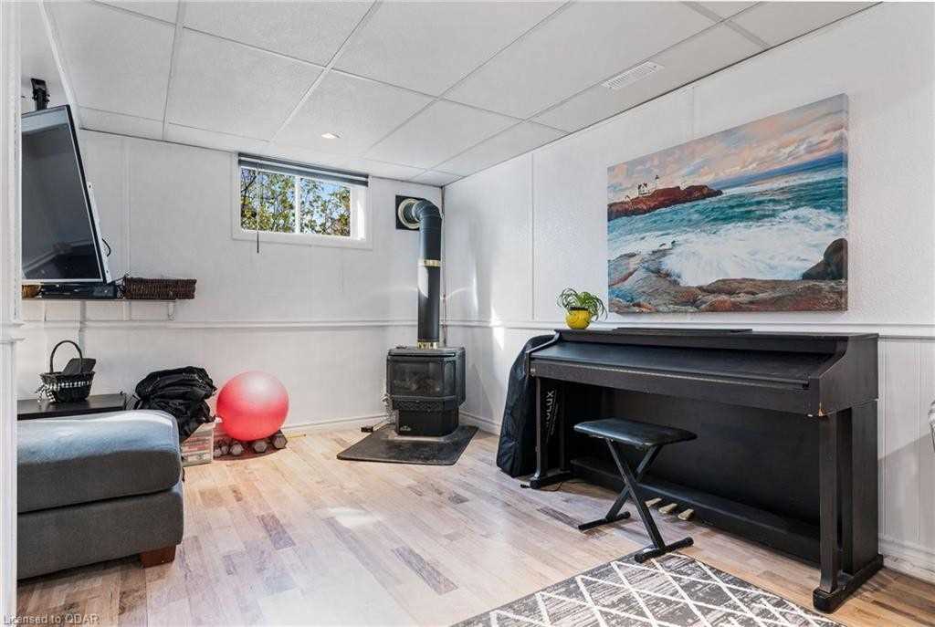 Listing S5955401 - Large Photo # 24