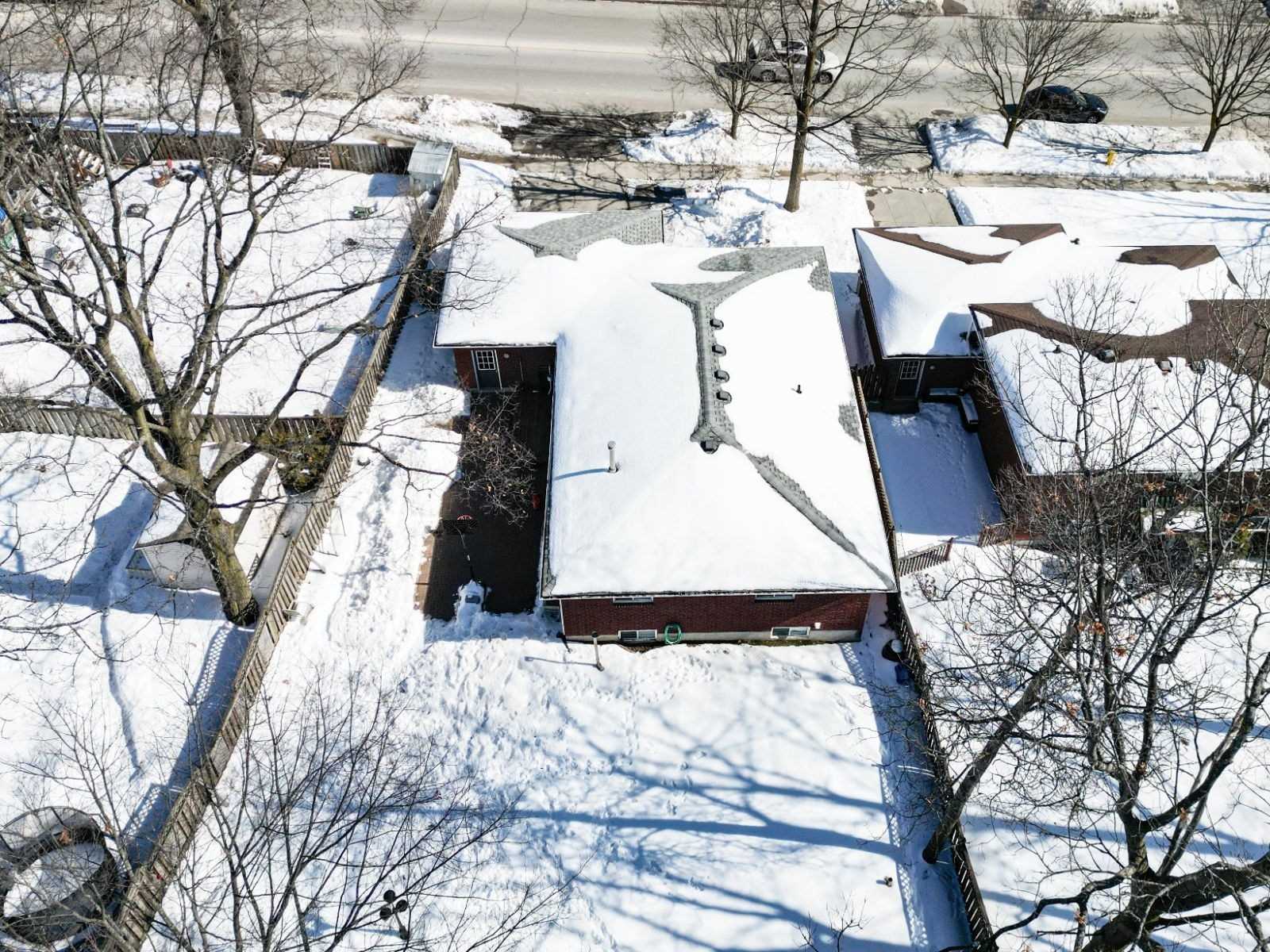 388 Leacock Dr