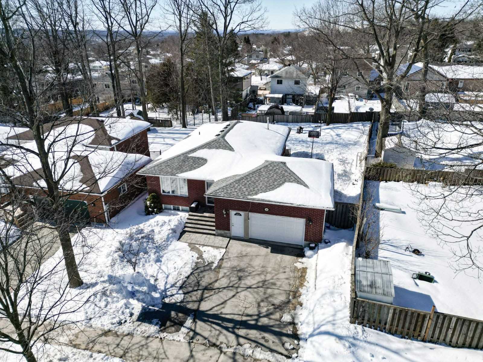 388 Leacock Dr
