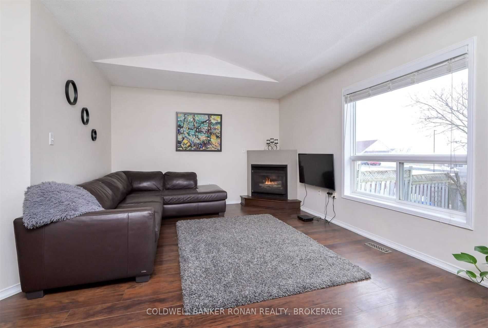 Listing S5958799 - Large Photo # 11