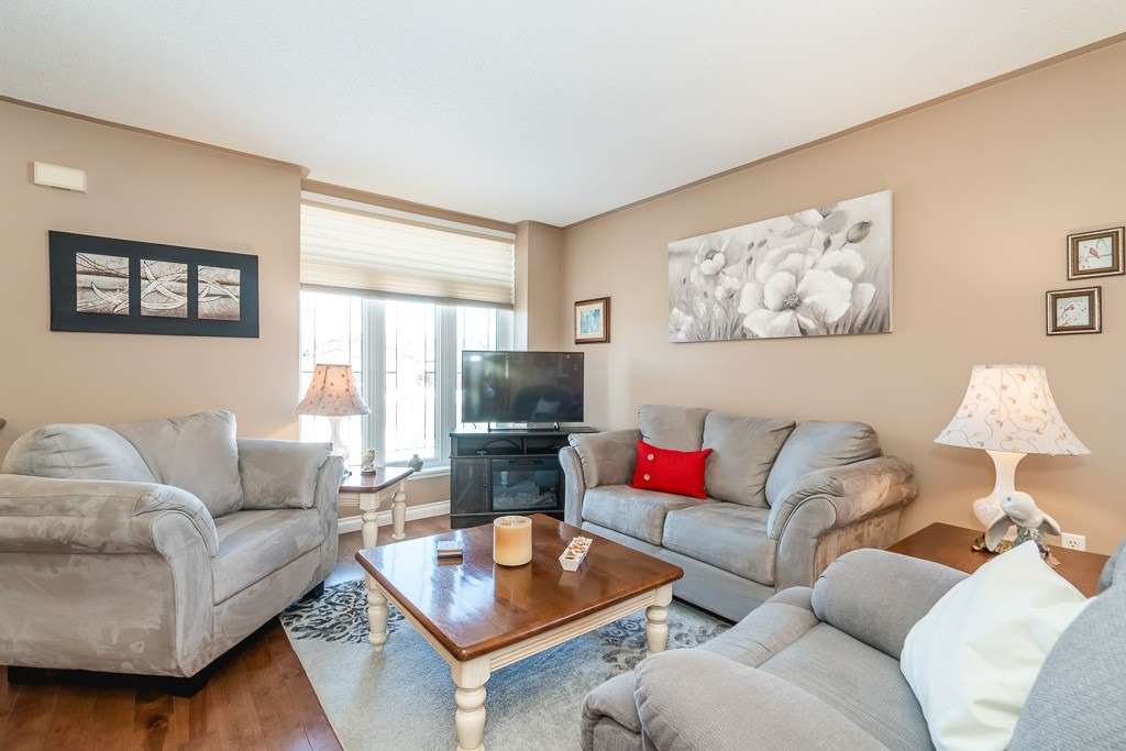 168 Hurst Dr