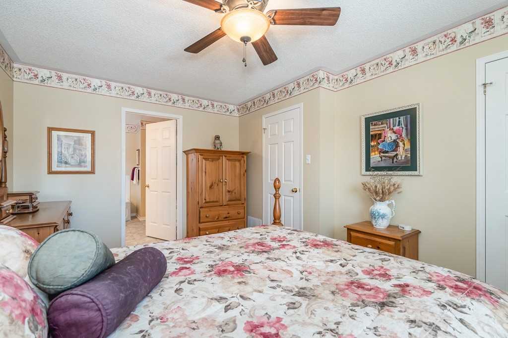 168 Hurst Dr