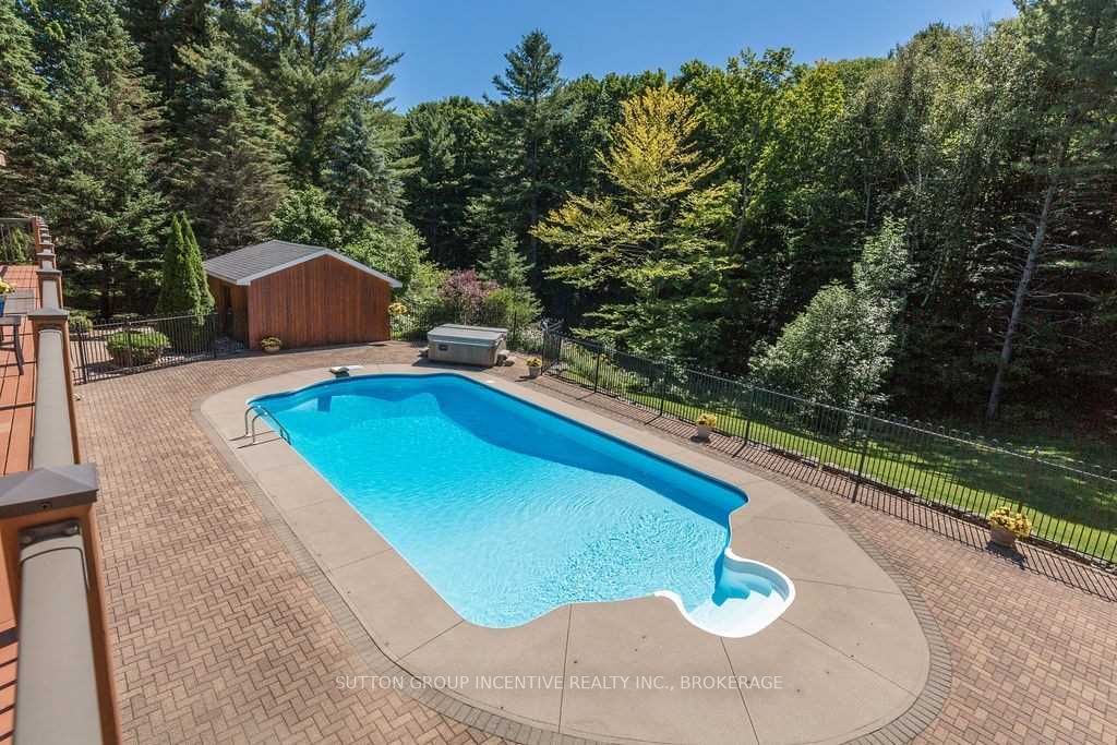 Listing S5960025 - Large Photo # 39