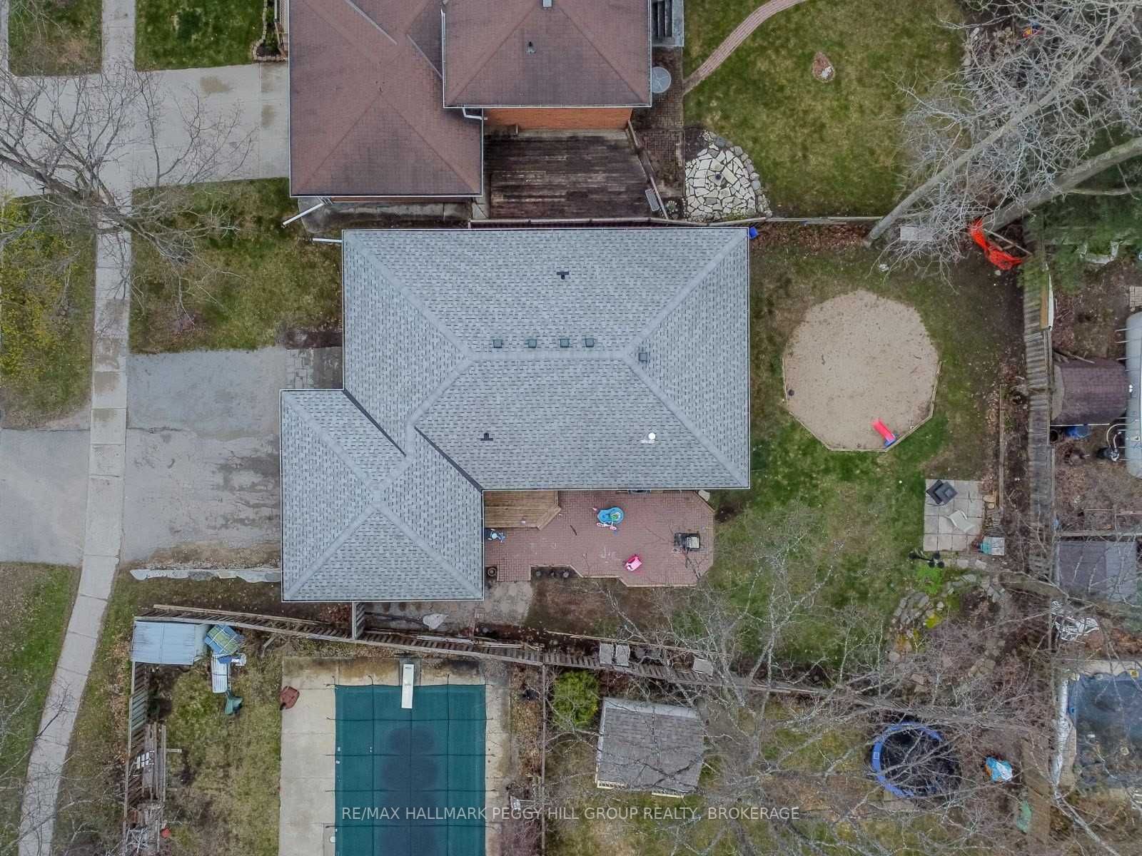 388 Leacock Dr