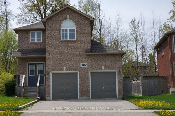 96 Sandringham Dr N, Barrie