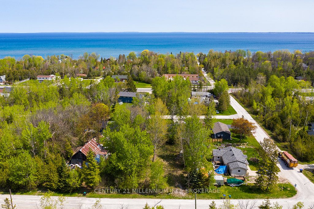 Listing S5963393 - Large Photo # 3