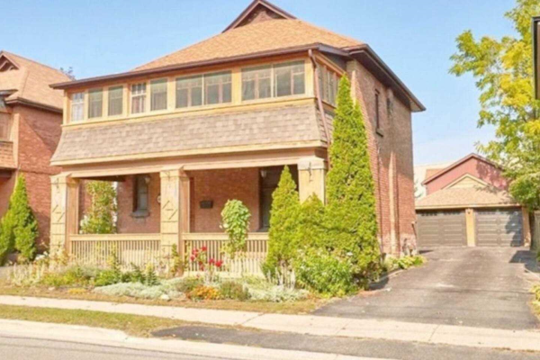 44 Brock St, Barrie