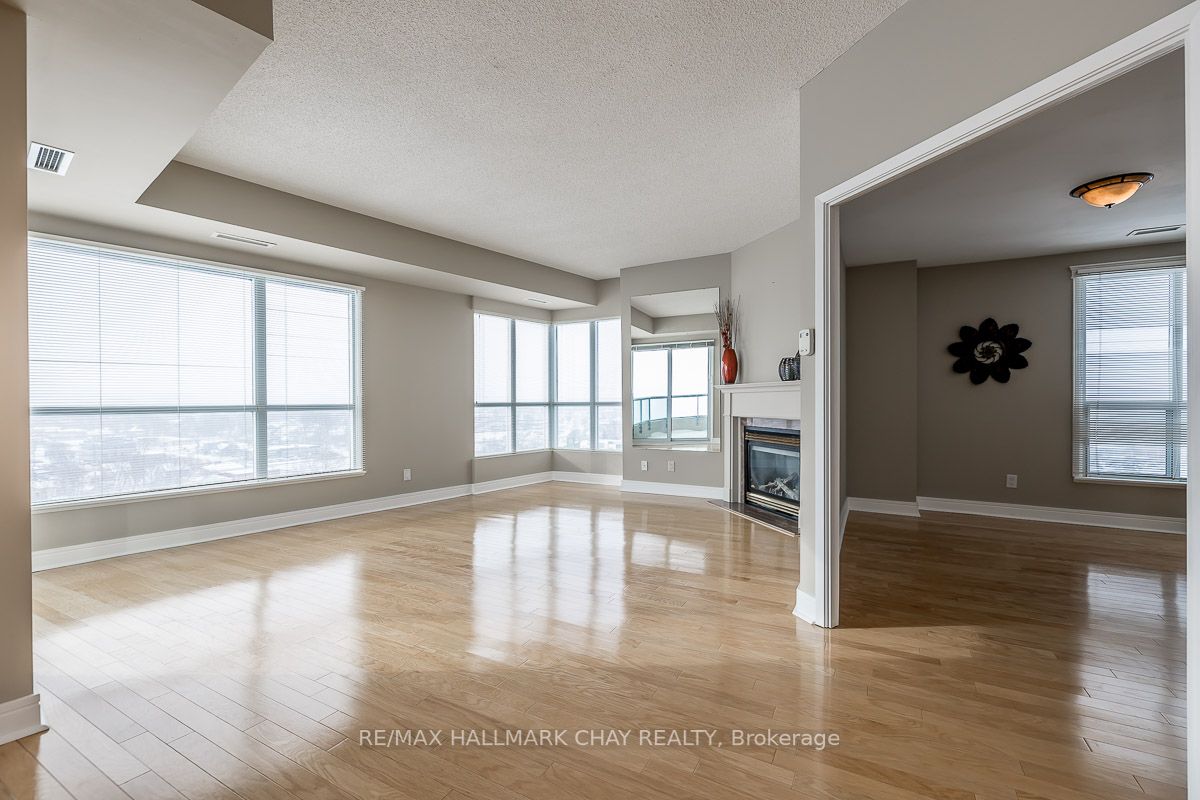 2 Toronto St, #1204