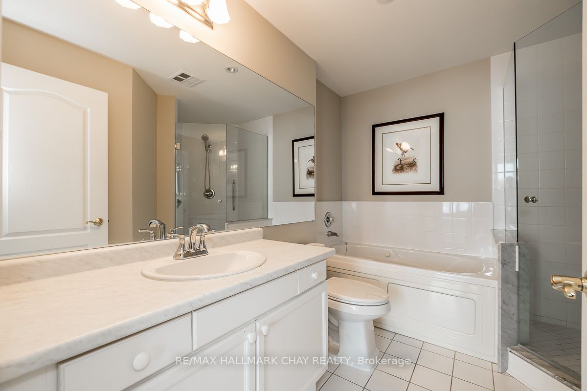 2 Toronto St, #1204