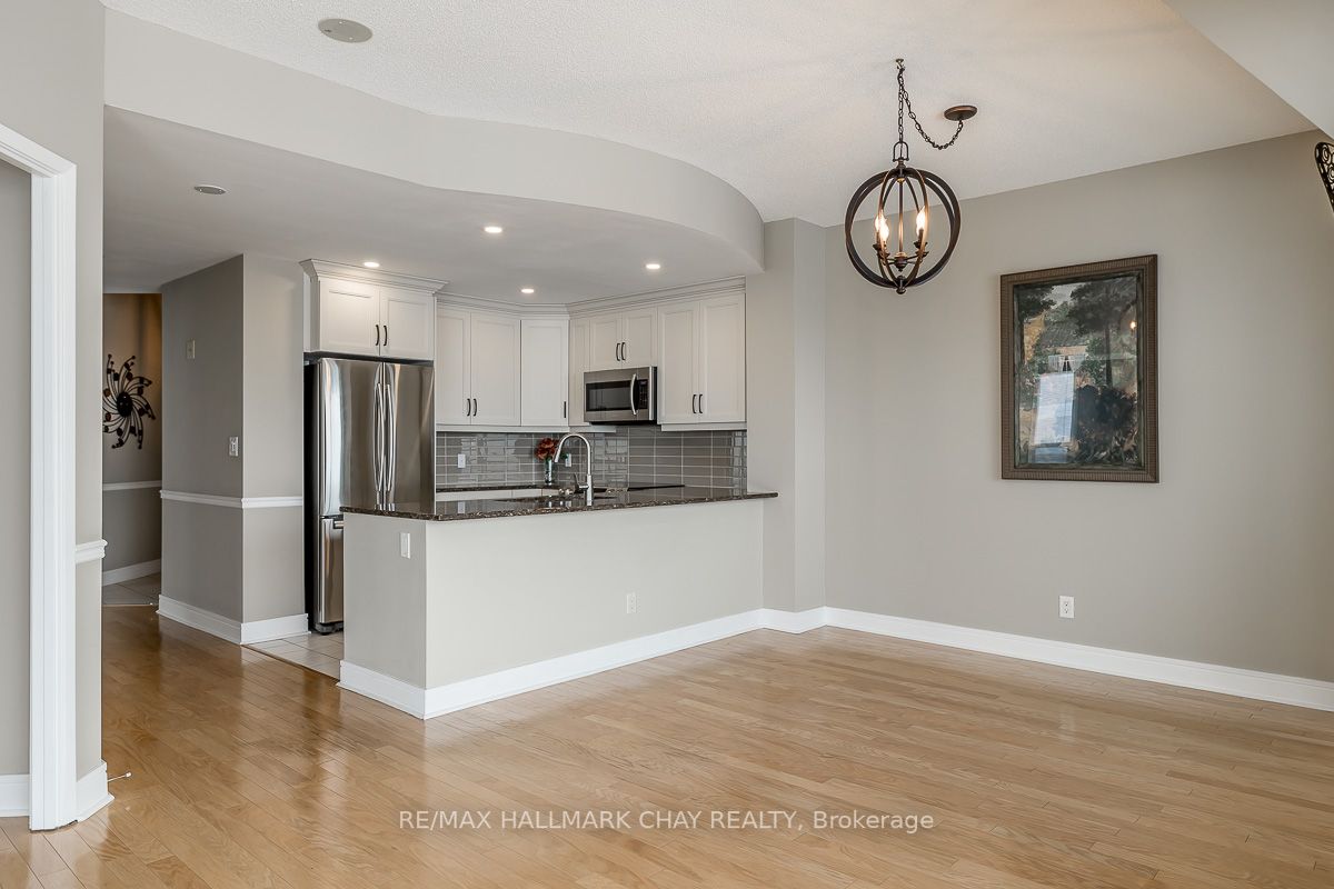 2 Toronto St, #1204