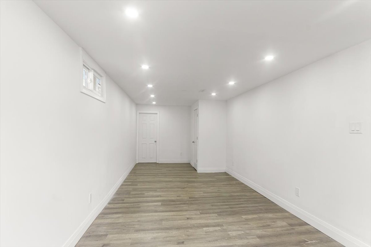Listing S5965991 - Large Photo # 25
